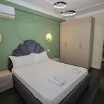 Miku - Impressive 1 Bedroom Downtown *