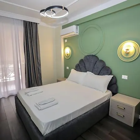 Miku - Impressive 1 Bedroom Downtown *