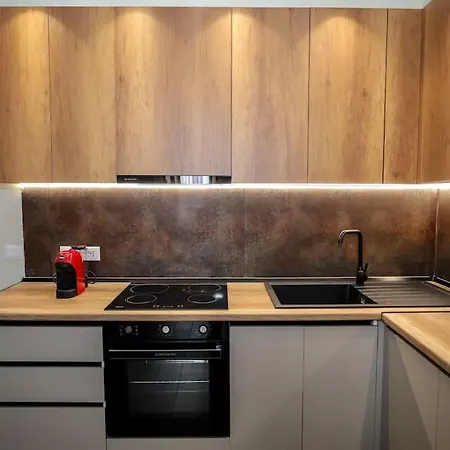 Miku - Impressive 1 Bedroom Downtown