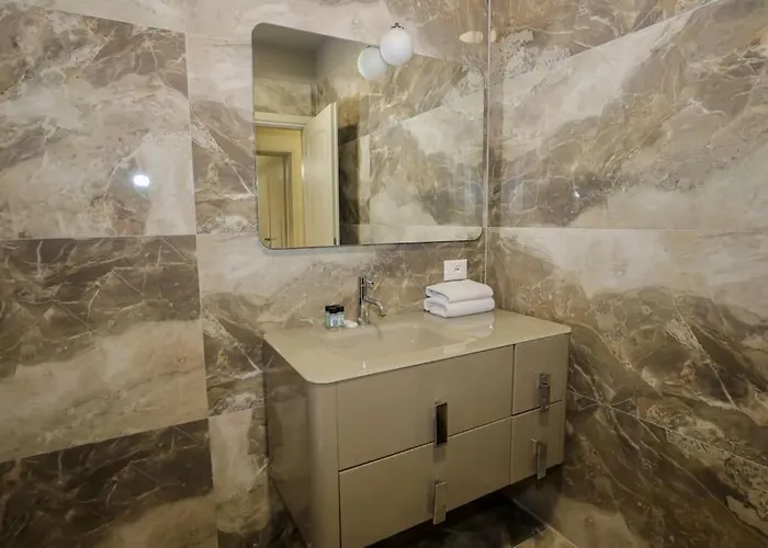 Διαμέρισμα Miku - Impressive 1 Bedroom Downtown *